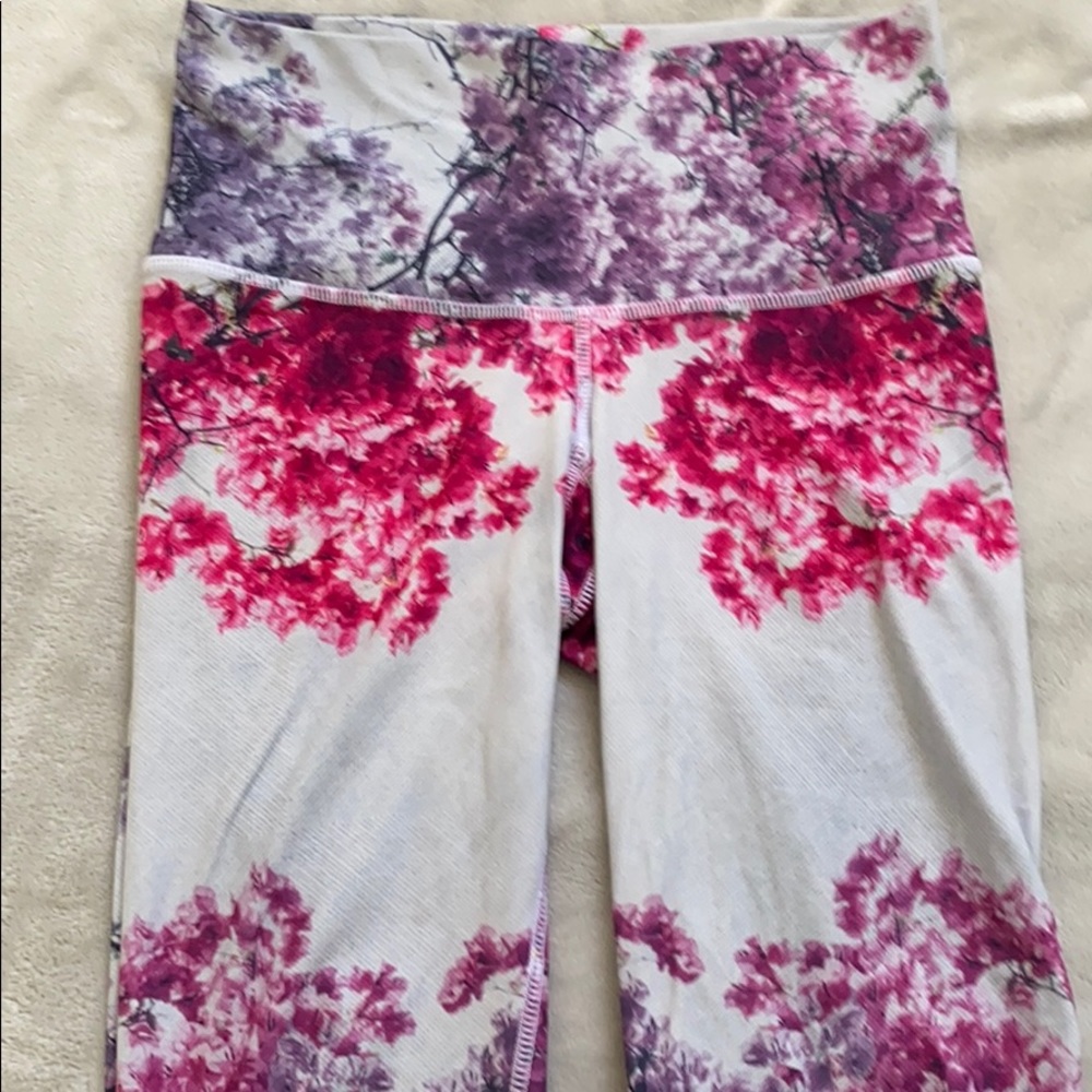 Niyama Sol Barefoot Leggings size small